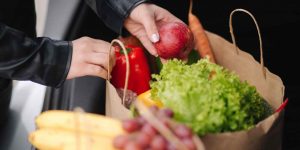 transporte alimentos carro